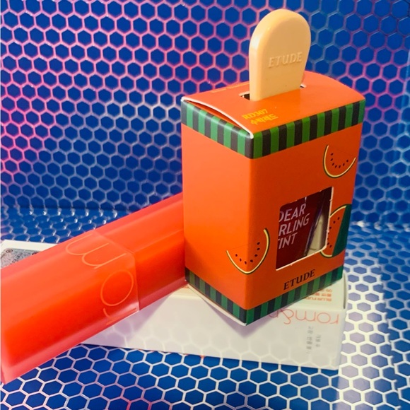 Lip Tint & Lip Blur Duo Deal!! Get both lip products for 1 great price ❤️ - Picture 8 of 11